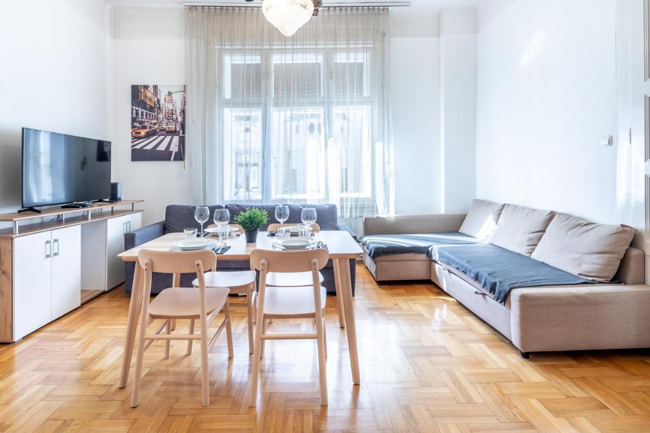 Apartament Huge In The Center Budapesta